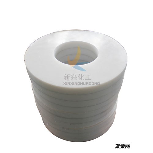 聚乙烯PE港機軸套與塑料異型件的應用與優勢解析